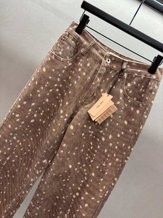 Джинсы женнские фото 3