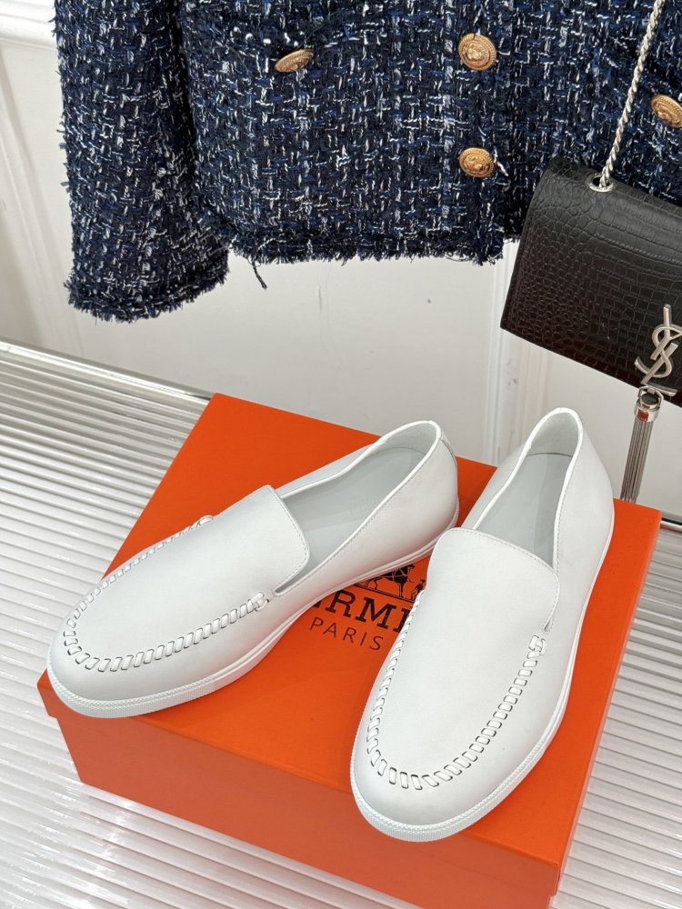 Лоферы жіночі фото 2