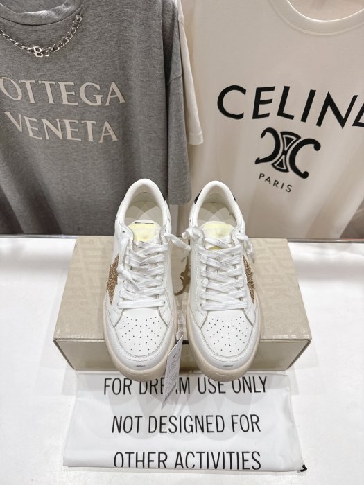 Кроссовки Golden Goose