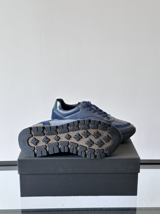 Кросівки чоловічі фото 9