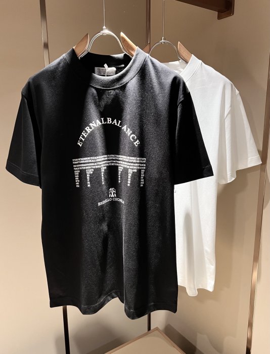 T-shirt men's фото 3