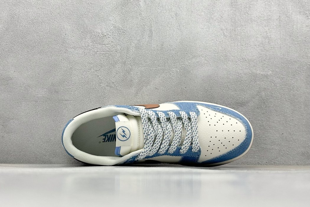 Кроссовки NIKE SB Dunk Low x Fragment Design фото 3