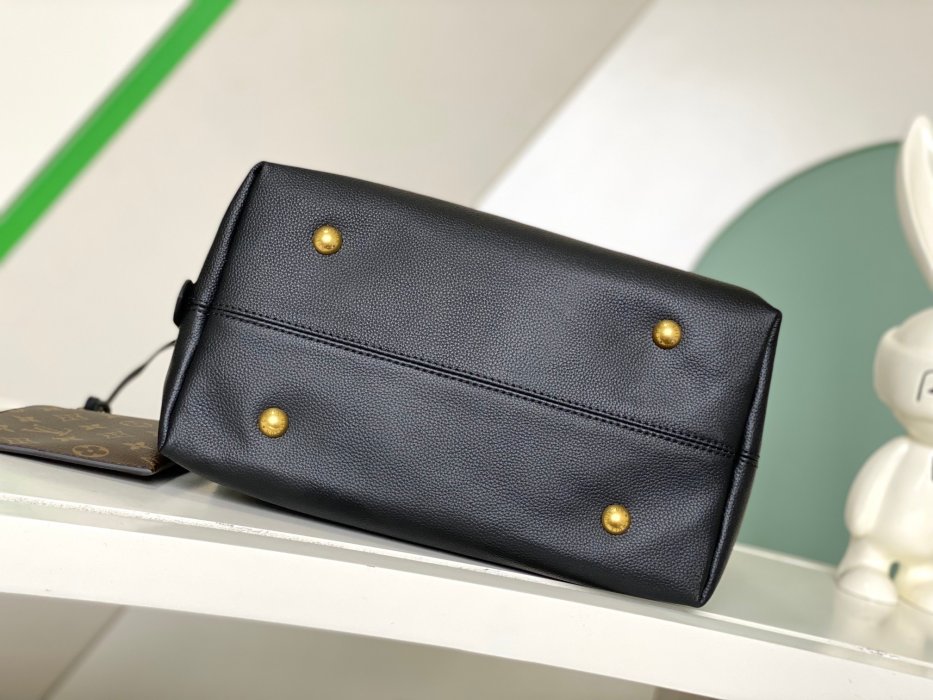 Сумка женская Low Key Hobo 35 см фото 4