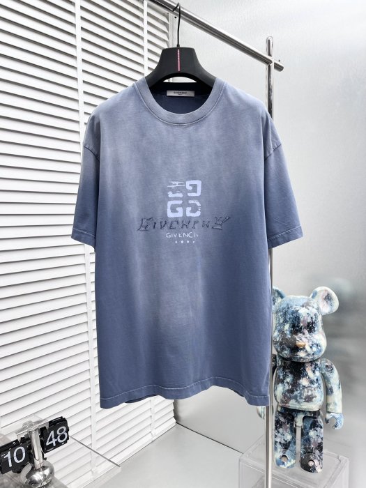 T-shirt men's