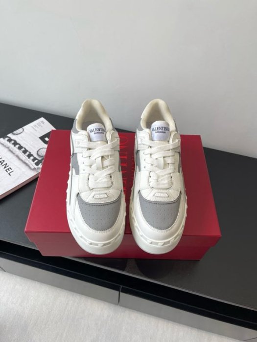 Sneakers women's фото 8