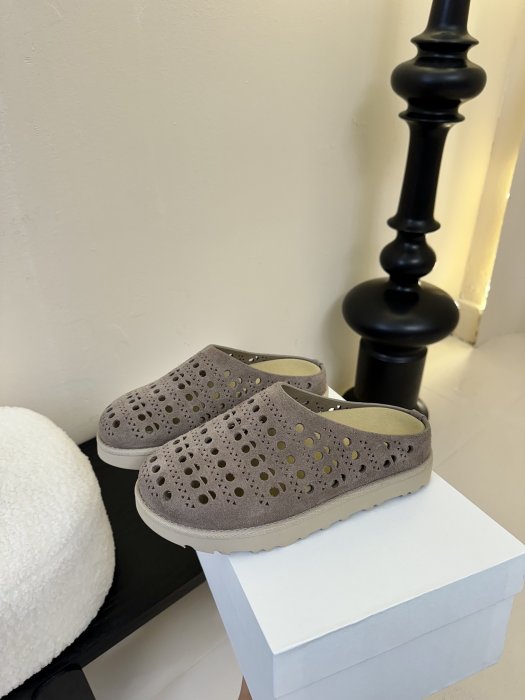 Шльопанці жіночі фото 5