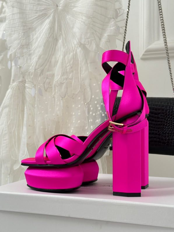 Sandals on platform and high heel фото 6