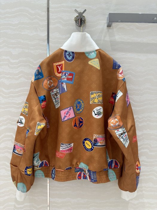 Куртка женская фото 9