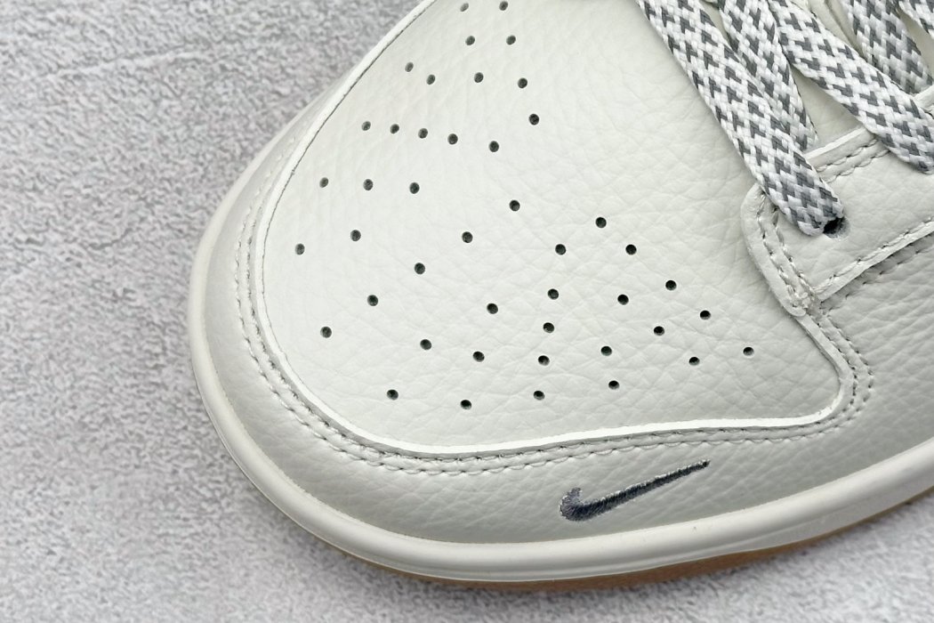 Кроссовки Supreme x Nk SB Dunk Low фото 7