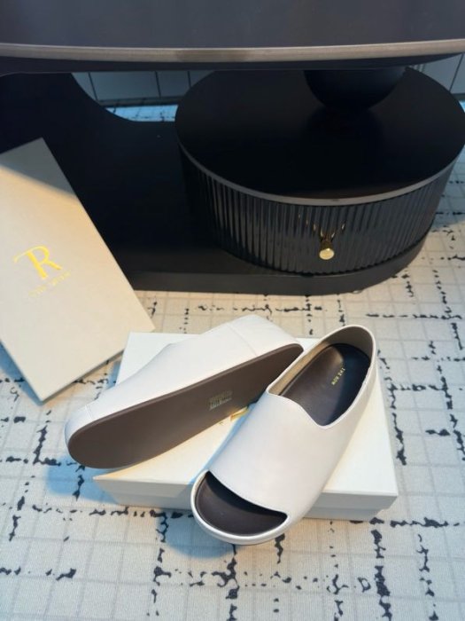 Туфли женские фото 7