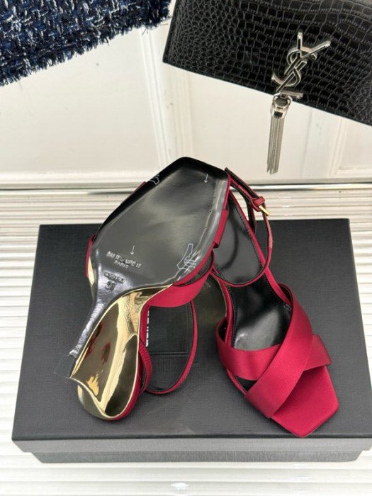 Босоножки фото 2