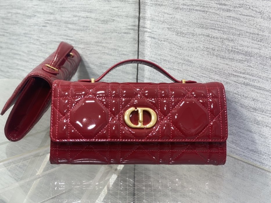 Сумка Miss Caro 24 см