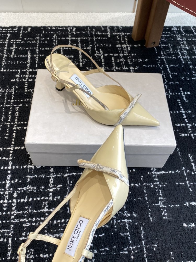 Босоножки фото 6