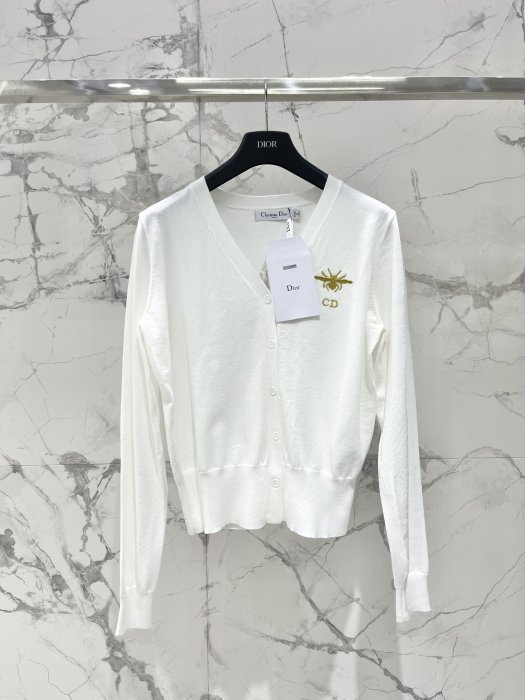 Кофта жіноча