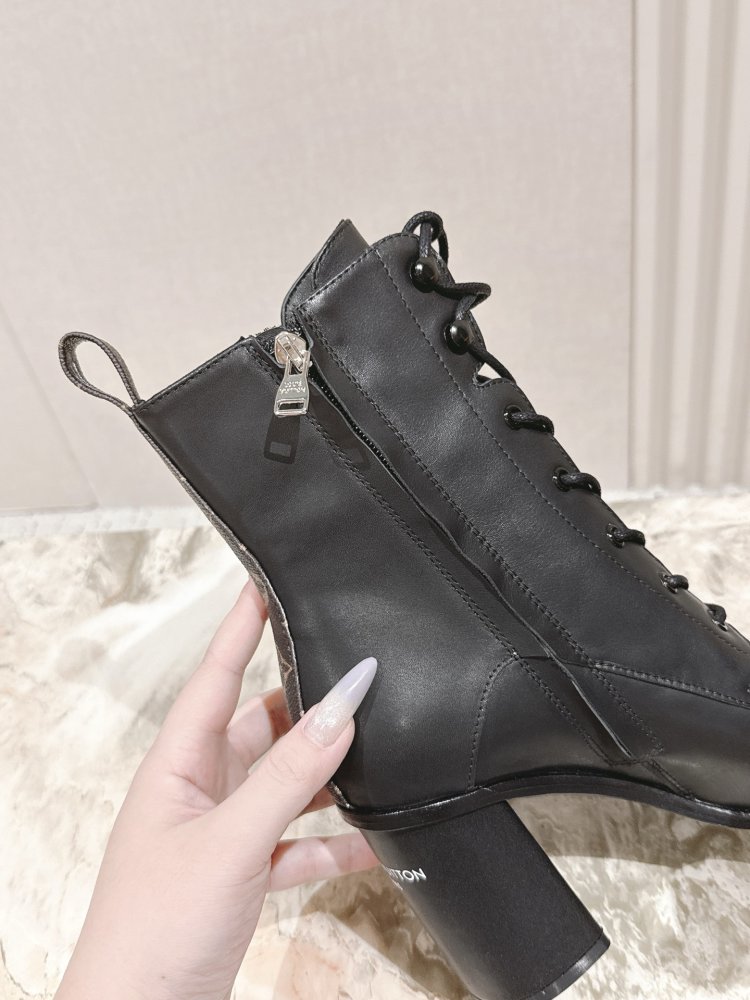 Кожаные ботильоны с открытым носком фото 5