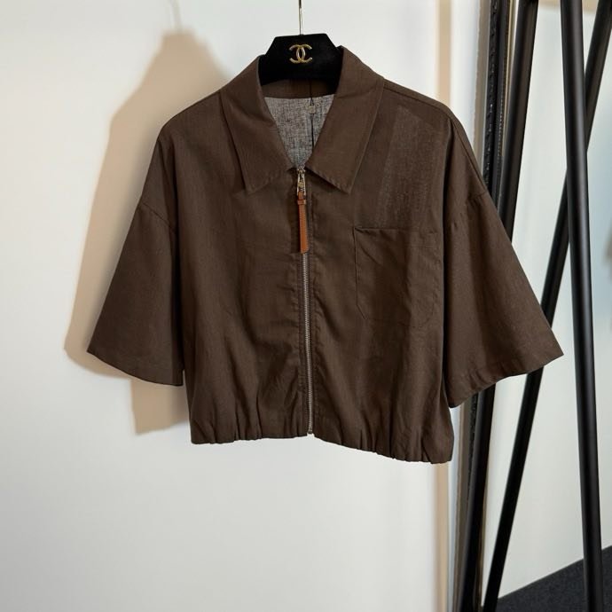 Костюм женский фото 3