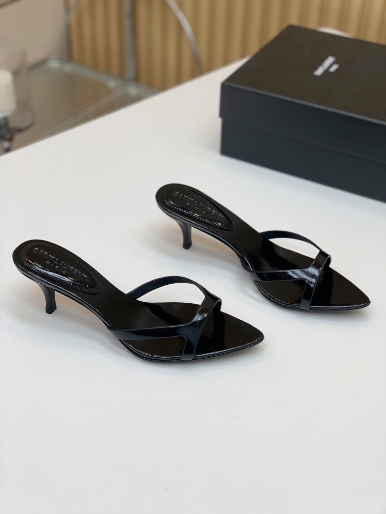 Босоножки фото 5