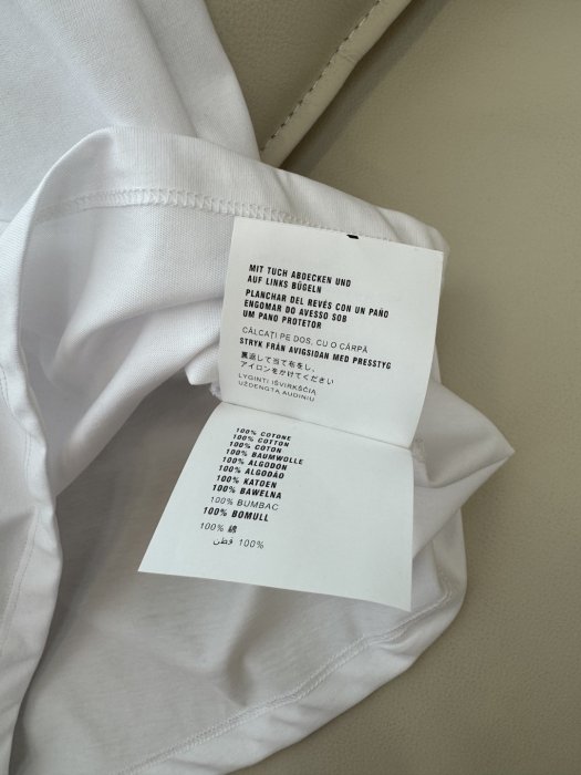 Футболка жіноча фото 9