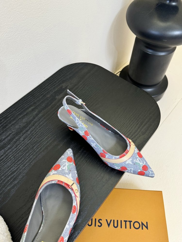 Босоніжки фото 4