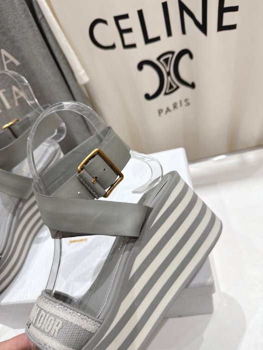 Sandals women's фото 8