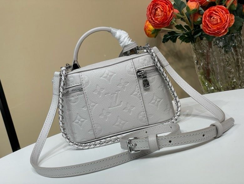 Сумка женская VANITY CHAIN ​​​​POUCH M13593 фото 3