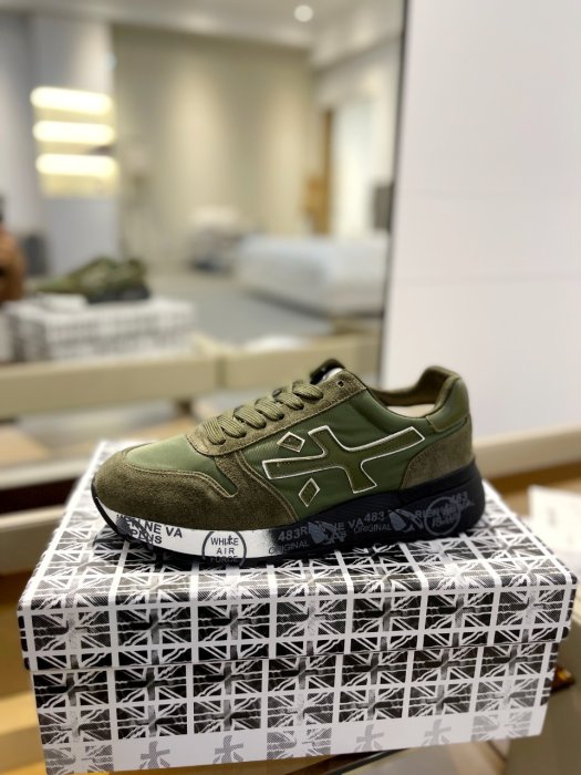 Sneakers Premiata Lander Trainers