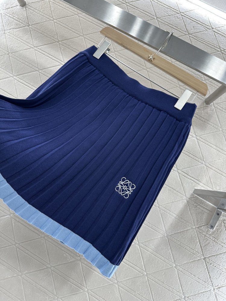 T-shirt women's фото 9