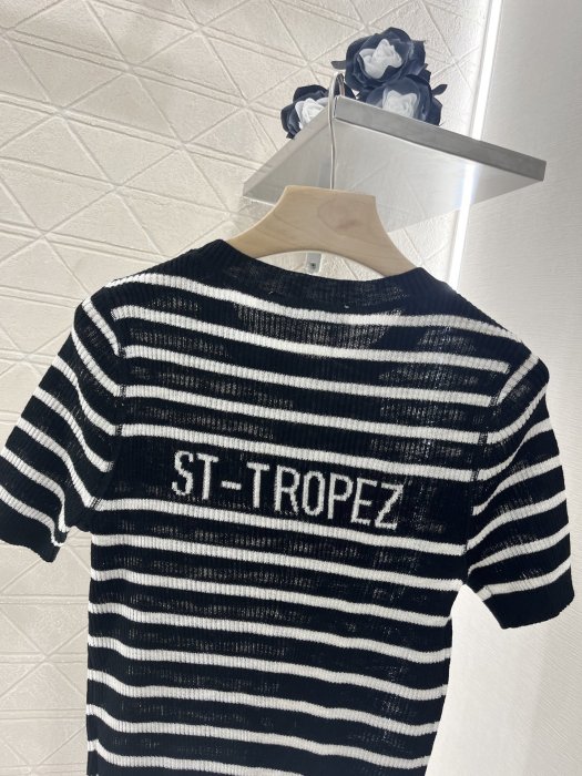 Футболка женская фото 5