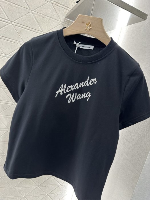 T-shirt women's фото 7