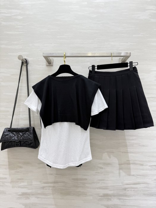 Costume female фото 5