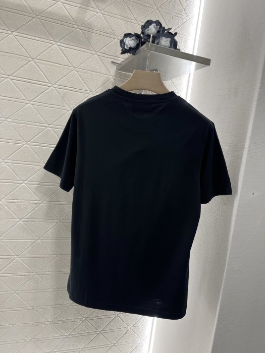 Футболка женская фото 2