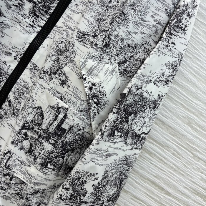 Jacket women's фото 7