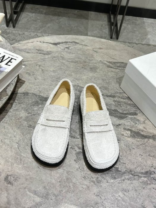 Лоферы женские Loewe Campo