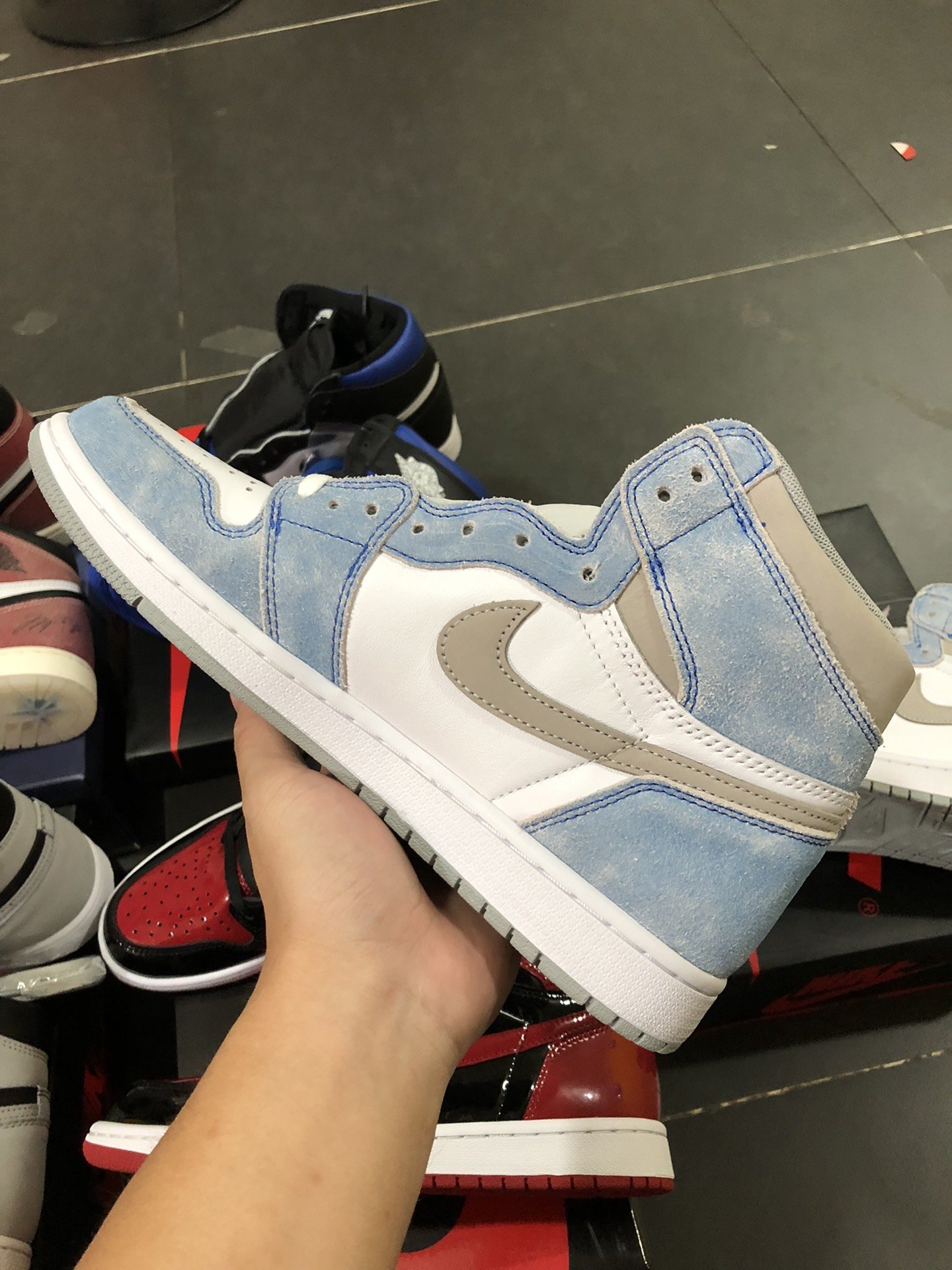 Кросівки Air Jordan 1 фото 4