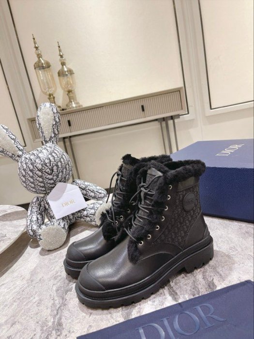 Boots winter on fur фото 6