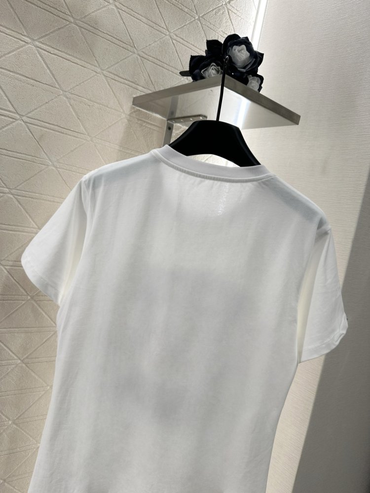 Футболка жіноча фото 4