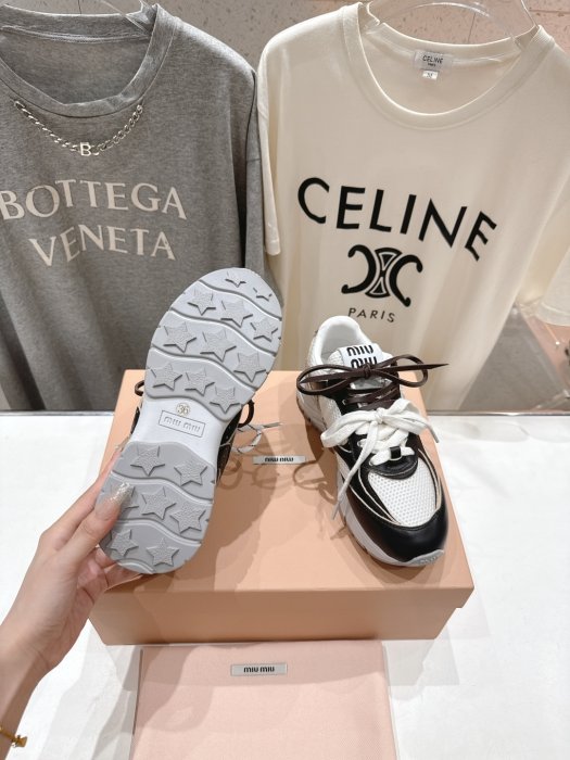 Кроссовки фото 9