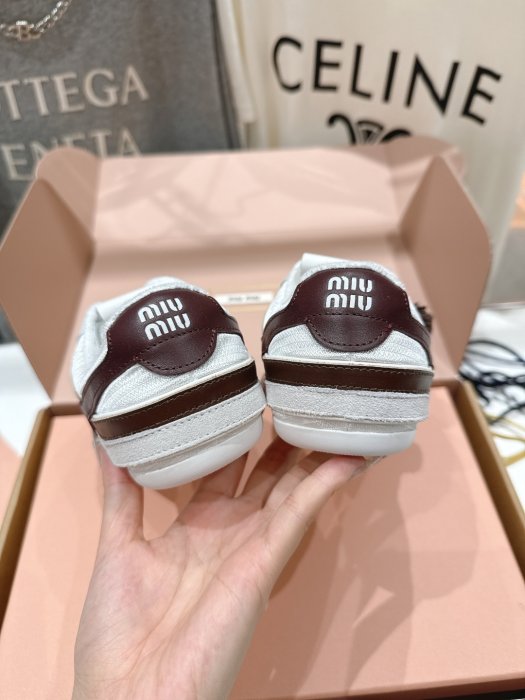 Кроссовки фото 8