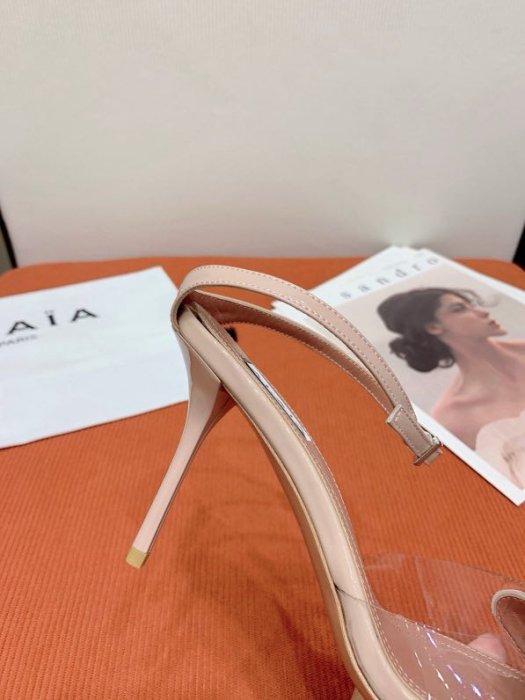 Босоножки фото 4