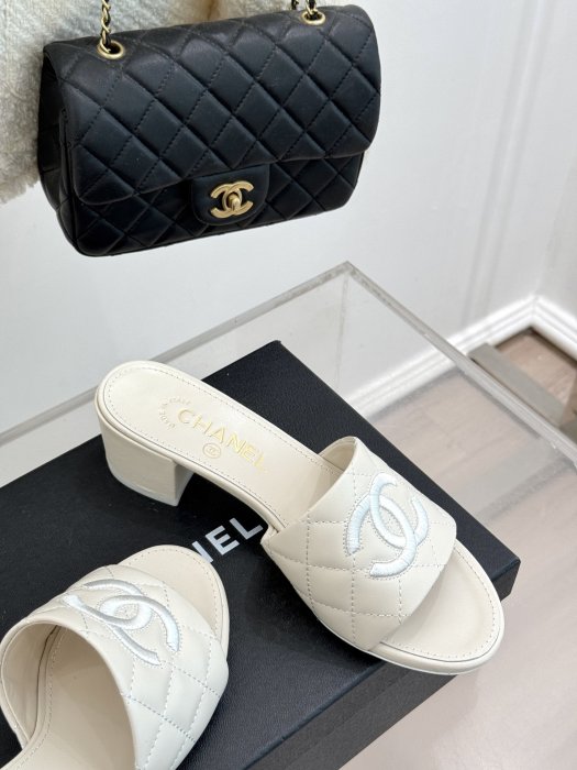 Босоножки фото 5