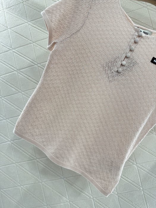 T-shirt women's фото 5