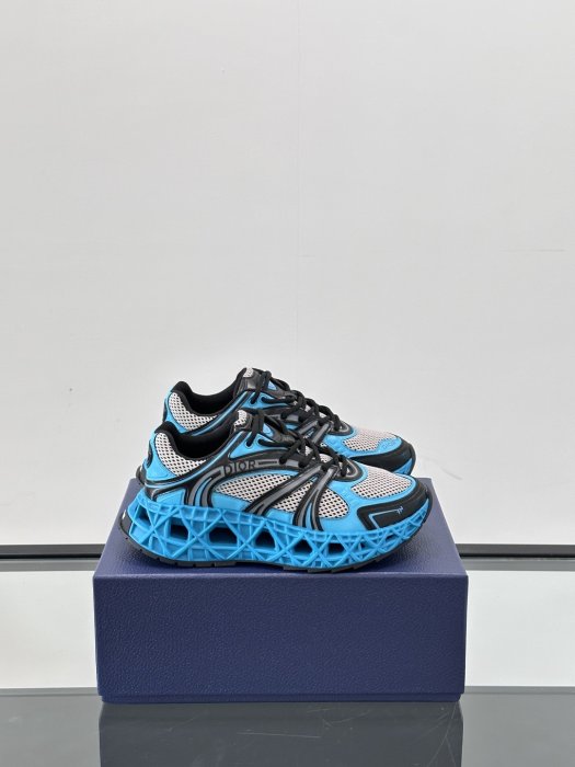 Sneakers men's