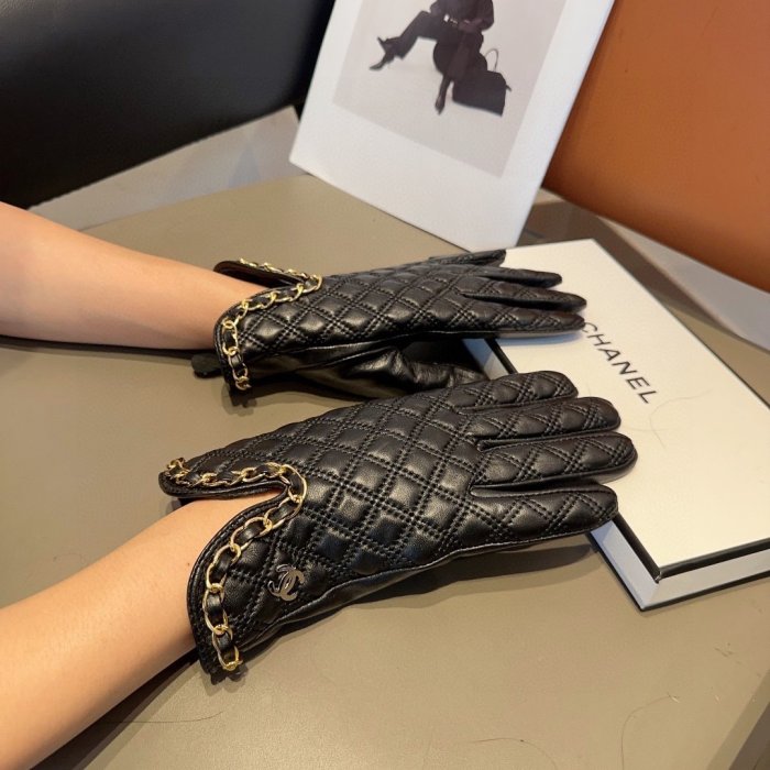 Gloves women's