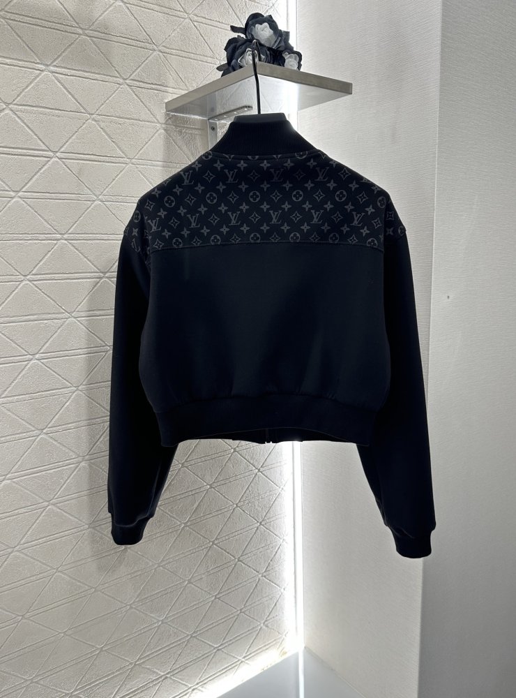 Кофта жіноча фото 2