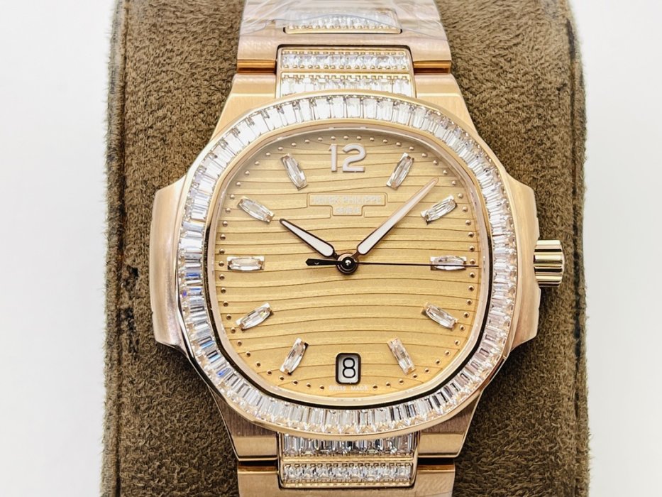 Часы наручные 35 мм Patek Philippe 7014 Nautilus Limited Edition фото 4