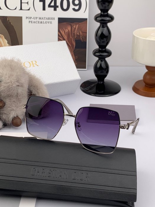 Очки солнцезащитные CD9357 фото 4