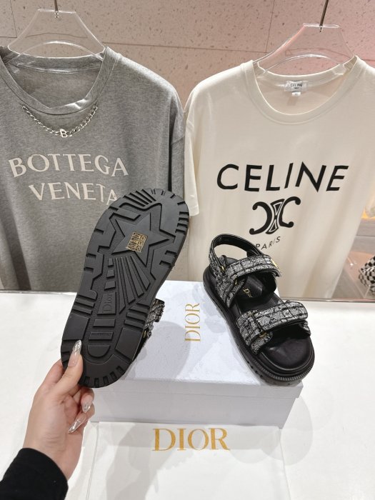 Sandals women's фото 9