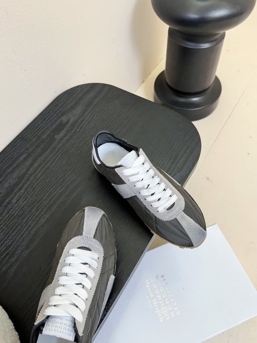 Кроссовки фото 4