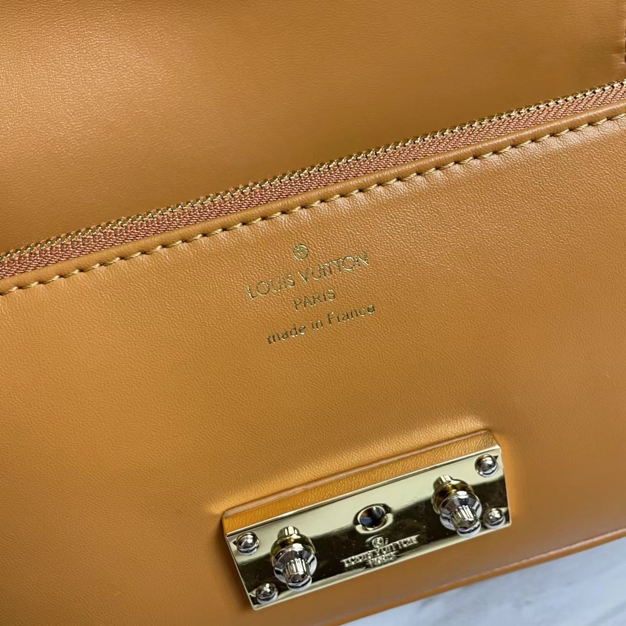 A bag Swing Fashion Leather 24 cm фото 8