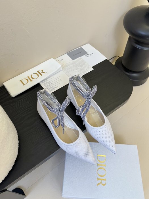 Туфлі жіночі